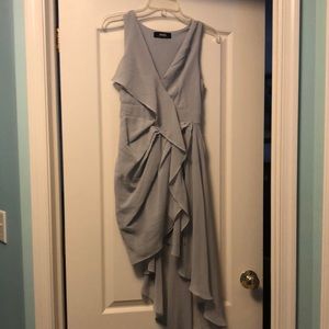 Lulu’s grey dress